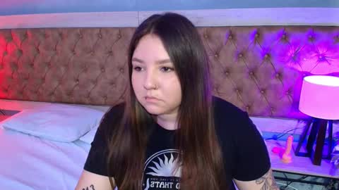 Its your goddest lexie online show from March 11, 2:18 pm