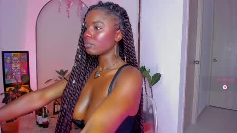 lau online show from February 25, 4:35 am