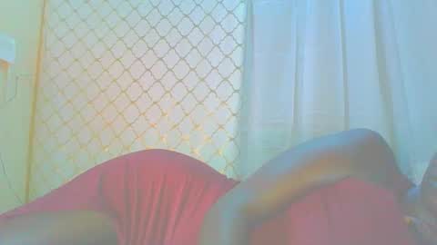 Snapshot of itsqueen_blacq chatting on October 20, 10:51 am Queen blacq online show from October 20, 10:51 am