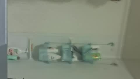 itty_bitty93 online show from May 17, 3:11 pm