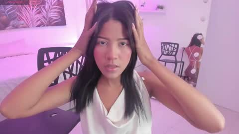 ivania_lua online show from April 29, 11:35 am