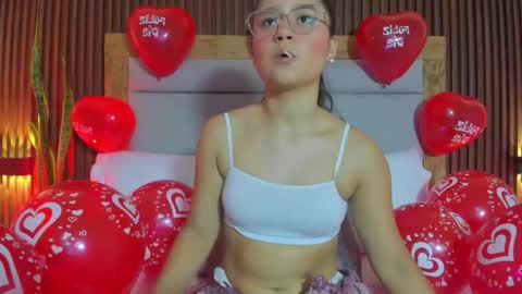 I V E T T E online show from February 14, 1:57 pm