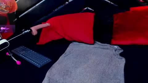 Ivis  online show from October 24, 1:29 pm