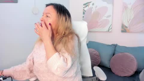 Ivonne online show from March 4, 12:34 pm