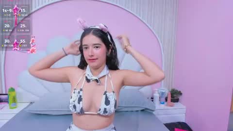 Ivy petit online show from June 26, 11:33 am