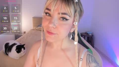 Snapshot of ivy_ragnar chatting on October 17, 11:13 am Pamela online show from October 17, 11:13 am