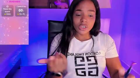 i v y  b l i s s online show from February 6, 12:15 pm