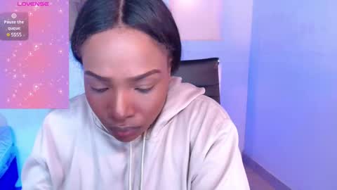 i v y  b l i s s online show from February 10, 11:57 am