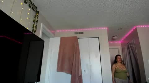 Ivy Heaven  Goddess  online show from June 19, 11:30 pm