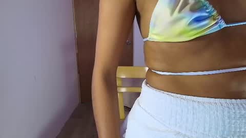ivylusst online show from August 3, 11:43 pm