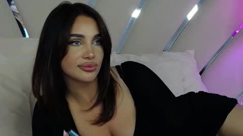 Ivy online show from March 24, 10:15 pm