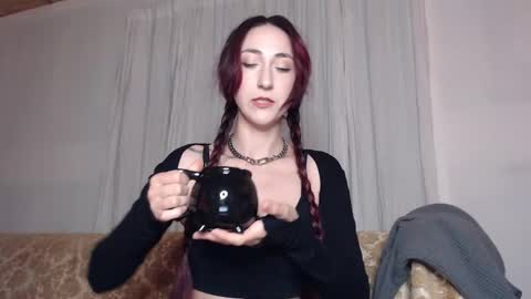 Snapshot of ivyrosiex chatting on October 1, 1:21 am Ivy Rosie online show from October 1, 1:21 am