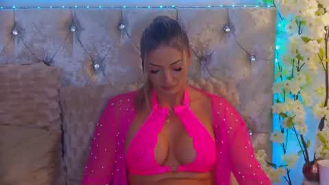 Izabella online show from July 12, 3:07 am