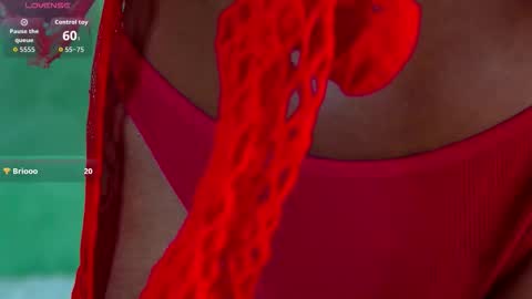 Snapshot of izzie_sugar chatting on September 12, 8:16 pm Sugar Babe online show from September 12, 8:16 pm