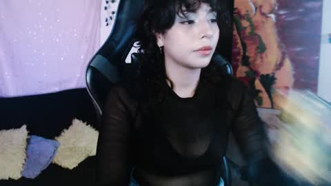 jade 18  online show from April 3, 2:31 am