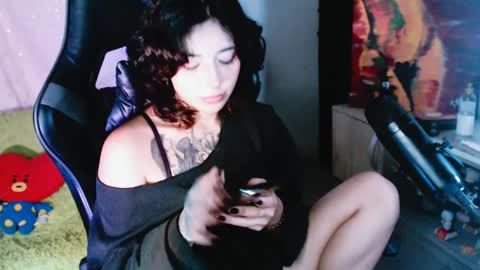 jade 18  online show from April 6, 4:46 am