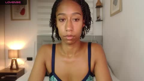 Jade smile online show from February 3, 2:45 pm