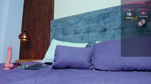 karlla scarlet online show from February 7, 11:52 pm