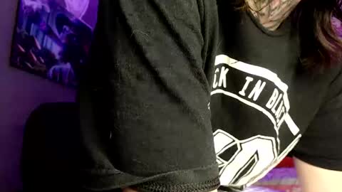 Alex and Venus online show from April 14, 2:00 am