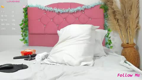 jadiya   Hot online show from July 16, 1:15 pm