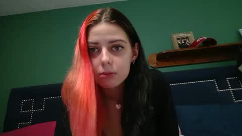 Jakki Lovette online show from December 3, 5:26 pm