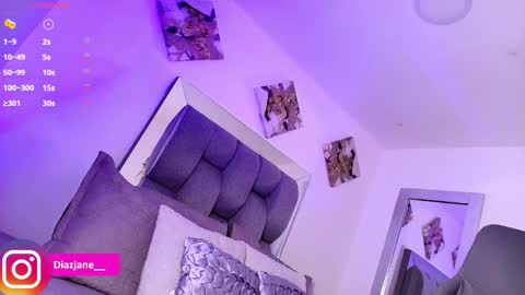 Jennifer online show from March 25, 10:23 pm