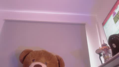 Jane online show from April 16, 6:18 pm