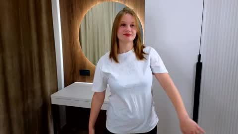 Call me Eva online show from October 28, 4:35 pm