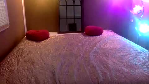 janicepepper online show from November 21, 5:26 pm