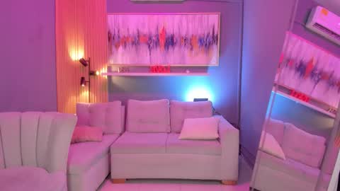 Janinne  online show from March 24, 11:26 am