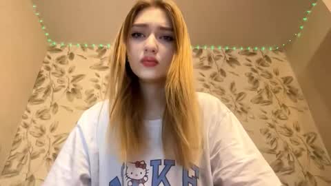 Stacy online show from December 1, 7:45 am