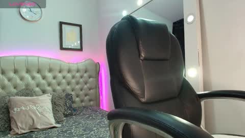 Janna    online show from January 13, 11:14 am