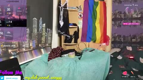 Snapshot of jannet_star chatting on October 1, 11:20 pm Jannet online show from October 1, 11:20 pm