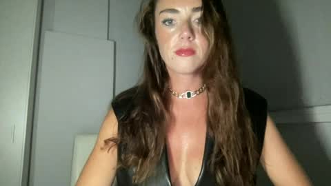 janorisse online show from July 12, 9:48 pm