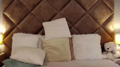 jaquelinemerlot online show from October 17, 6:27 am