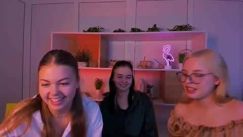 Snapshot of jasmies chatting on October 18, 8:39 am jasmies online show from October 18, 8:39 am