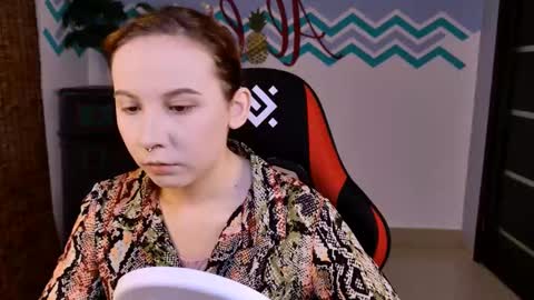 Jasmine online show from October 21, 5:11 am