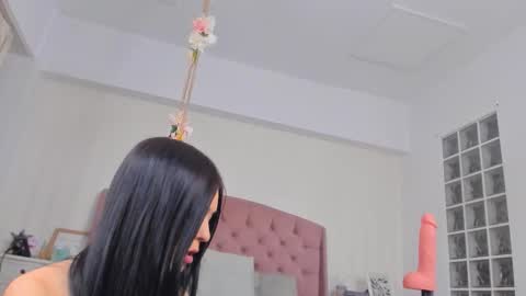 JassyeJoy online show from October 3, 4:28 am