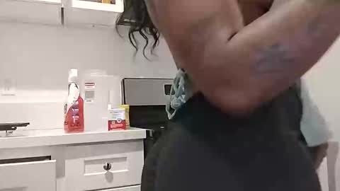 Jazzystelo online show from December 4, 9:22 am