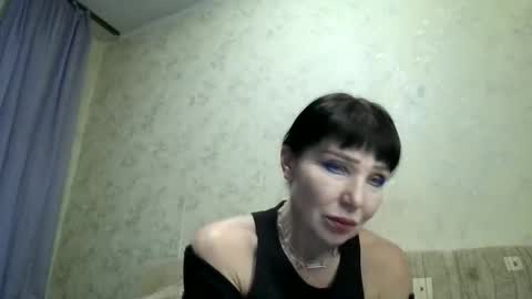 JeaneDavis online show from April 19, 6:43 pm