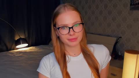 Snapshot of jeanicecoult chatting on October 17, 7:44 am Jenny online show from October 17, 7:44 am