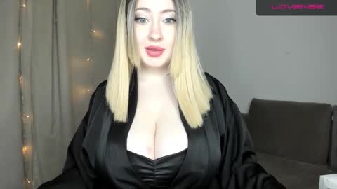 Jena online show from February 4, 5:01 pm