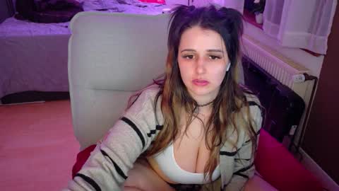 jennasxy19 online show from February 10, 7:50 pm