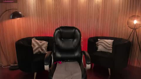 Jenna Olson  online show from January 13, 6:34 pm