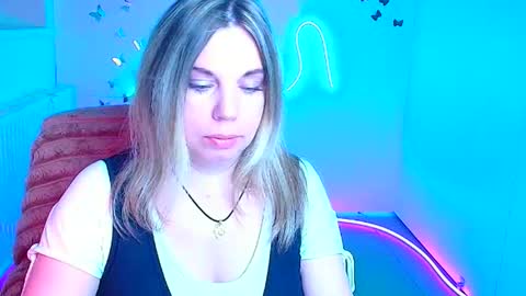 Jennifer online show from April 9, 6:41 am