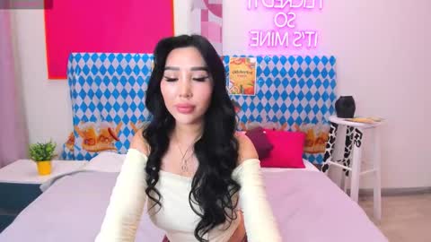 Jennifer online show from September 30, 7:47 am