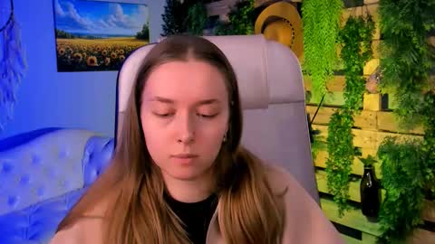 Jennifer online show from October 8, 10:52 am