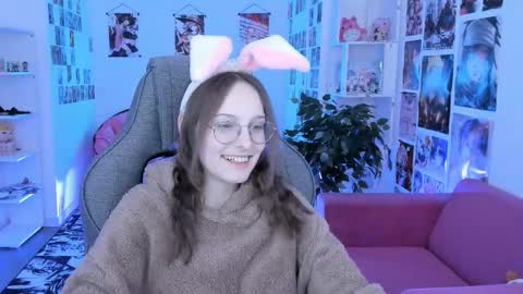 jenniferkiim online show from February 2, 10:47 am