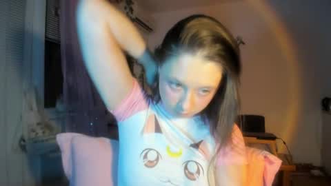 Jennifer Jenny Darling   online show from March 29, 6:07 pm