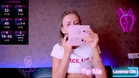 Jess online show from November 9, 12:23 pm